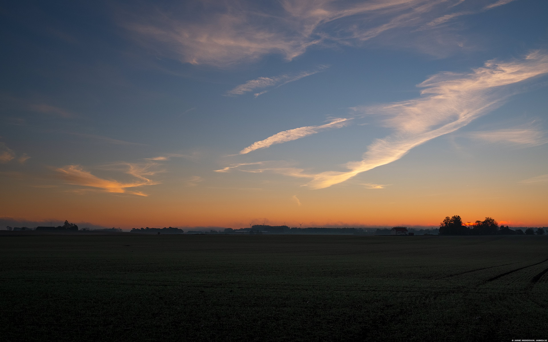 Innan soluppgången, på östgötaslätten | © Janne A